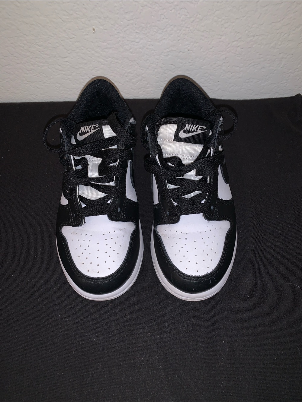 Nike Kids Black & White Casual Sneakers